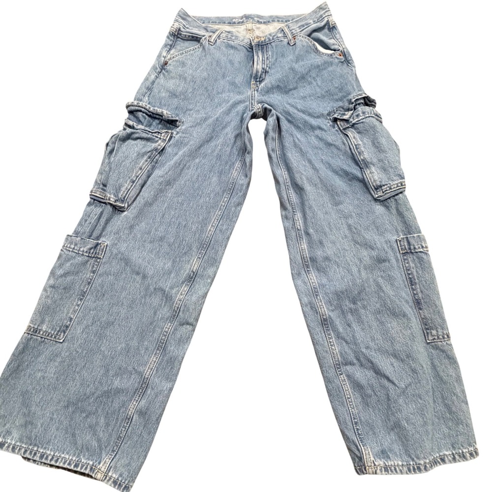 Old Navy Drapey Denim Cargo Jeans Womens 6 Light Wash Mid Rise‎ Baggy Wide Leg